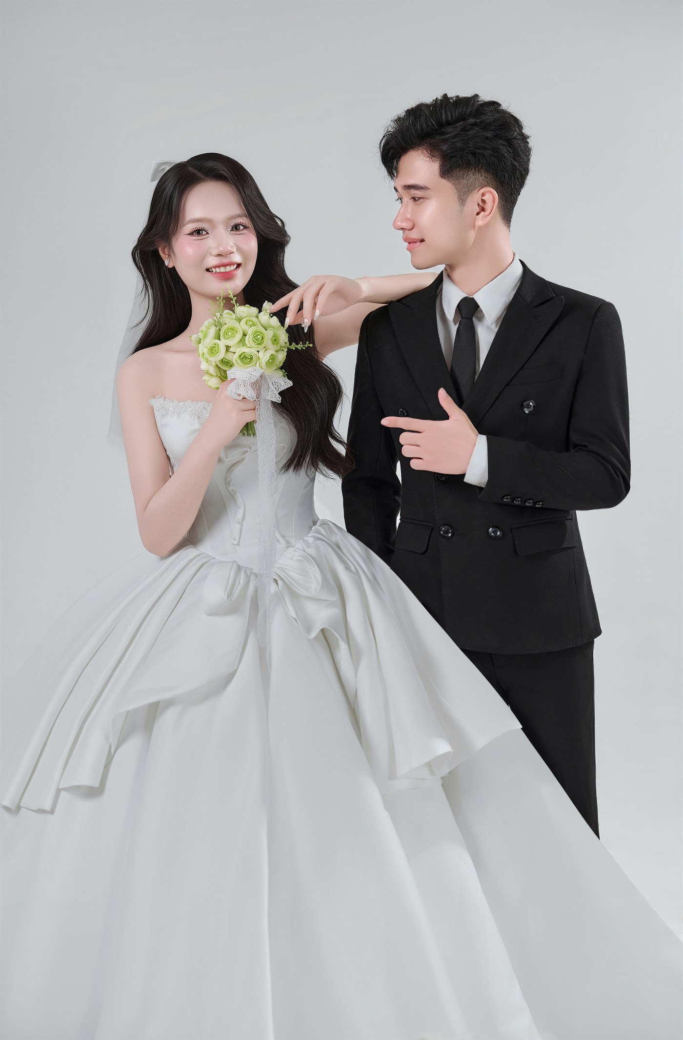 Khoảnh khắc cưới 2